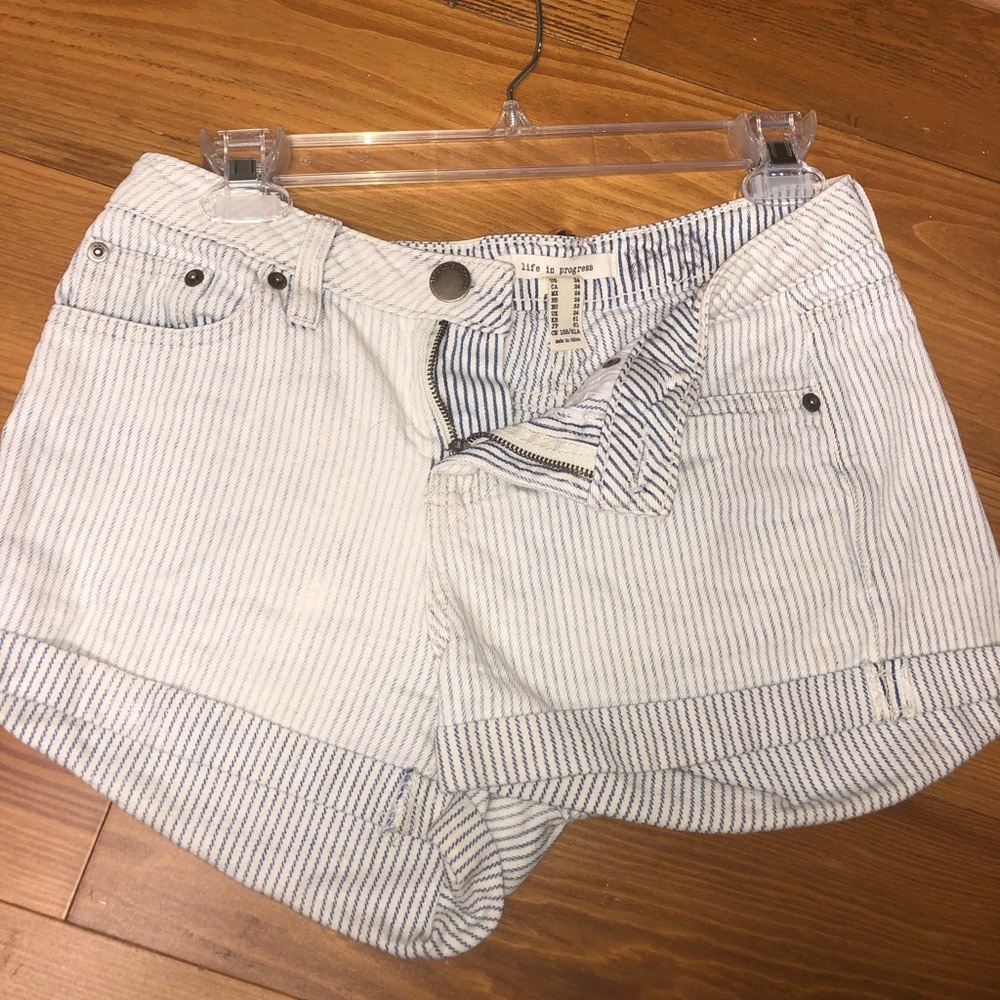Distressed jean shorts